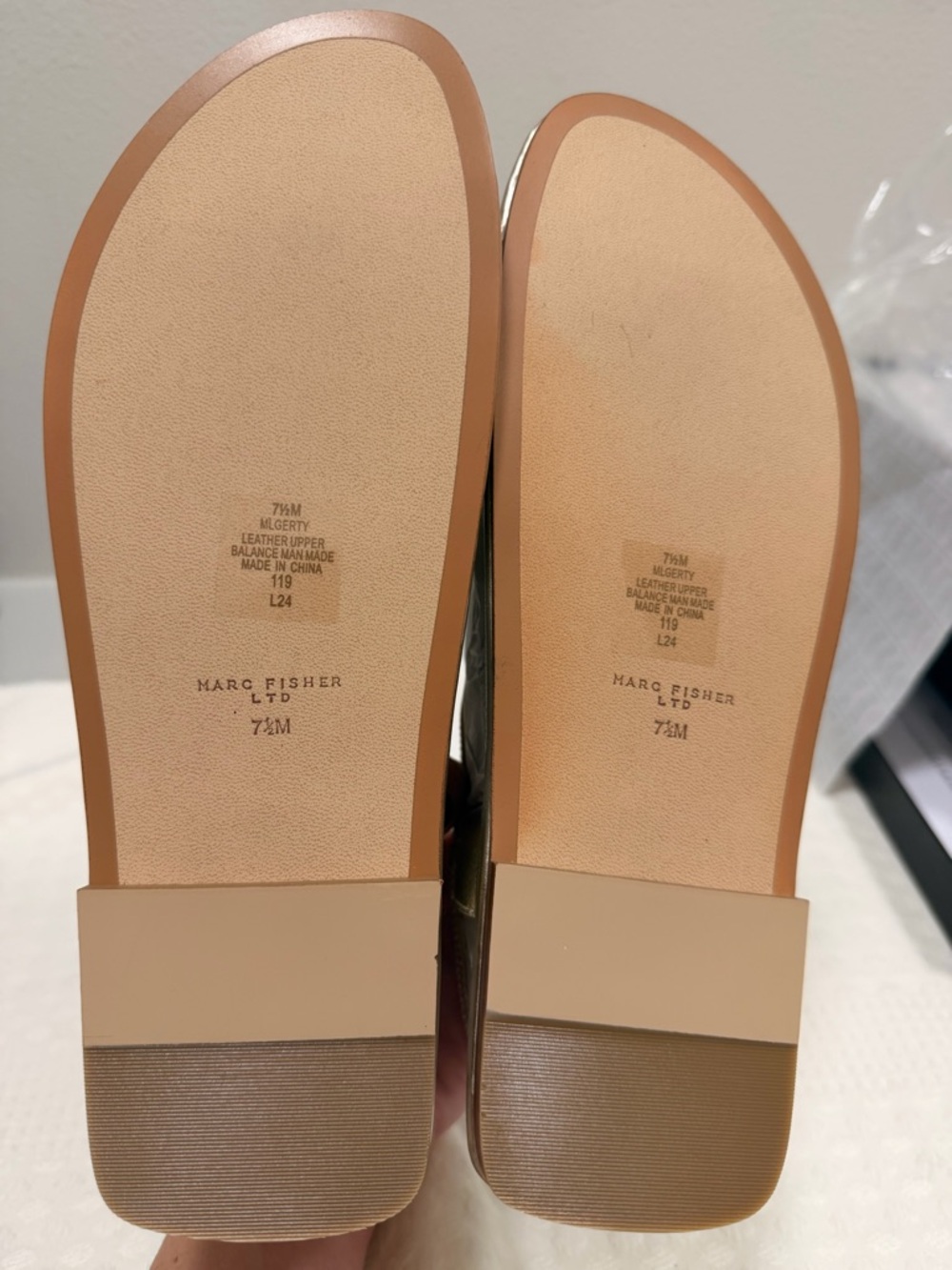 Marc Fisher Metallic Gold Strappy Sandals - NWOB - Picture 7 of 9